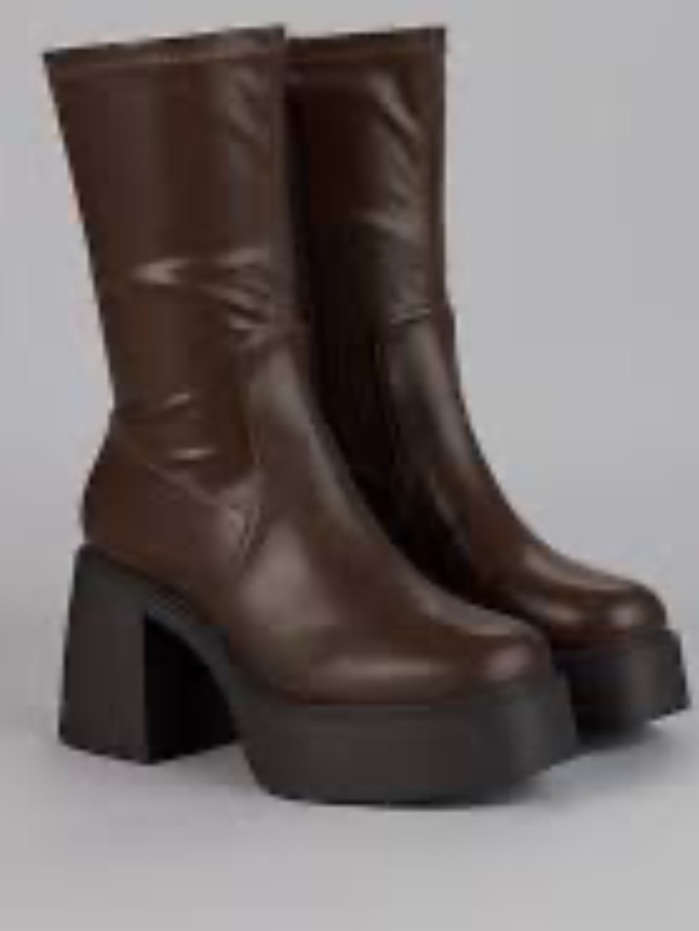 NWOT Windsor statement stomp platform boots size 10